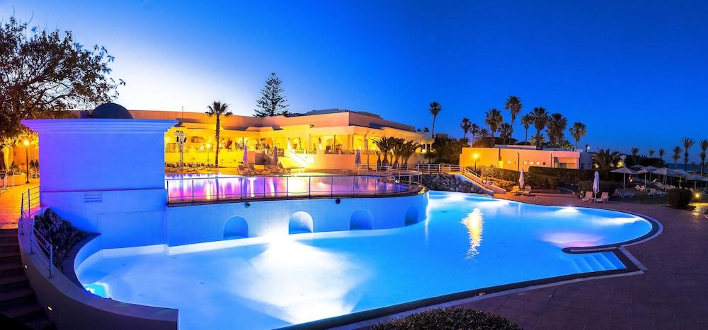 Calimera Delfino Beach Resort & Spa Nabeul Bagian luar foto