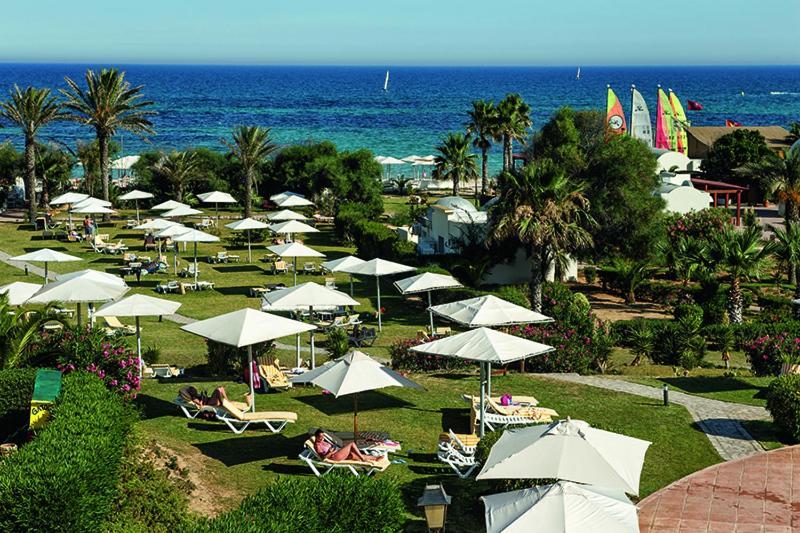 Calimera Delfino Beach Resort & Spa Nabeul Bagian luar foto