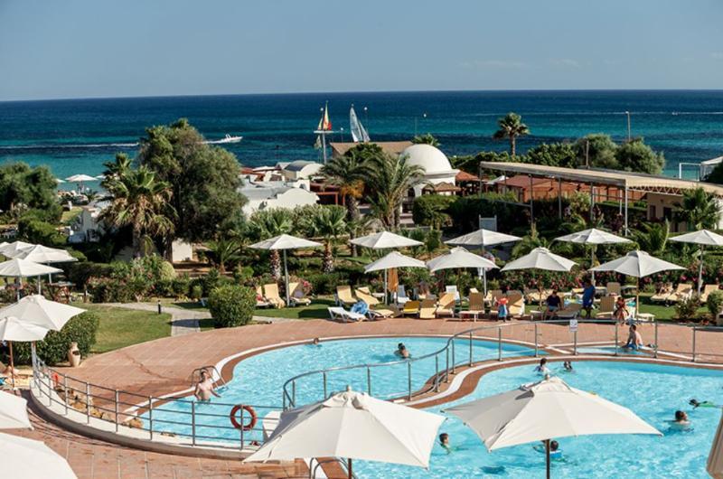 Calimera Delfino Beach Resort & Spa Nabeul Bagian luar foto